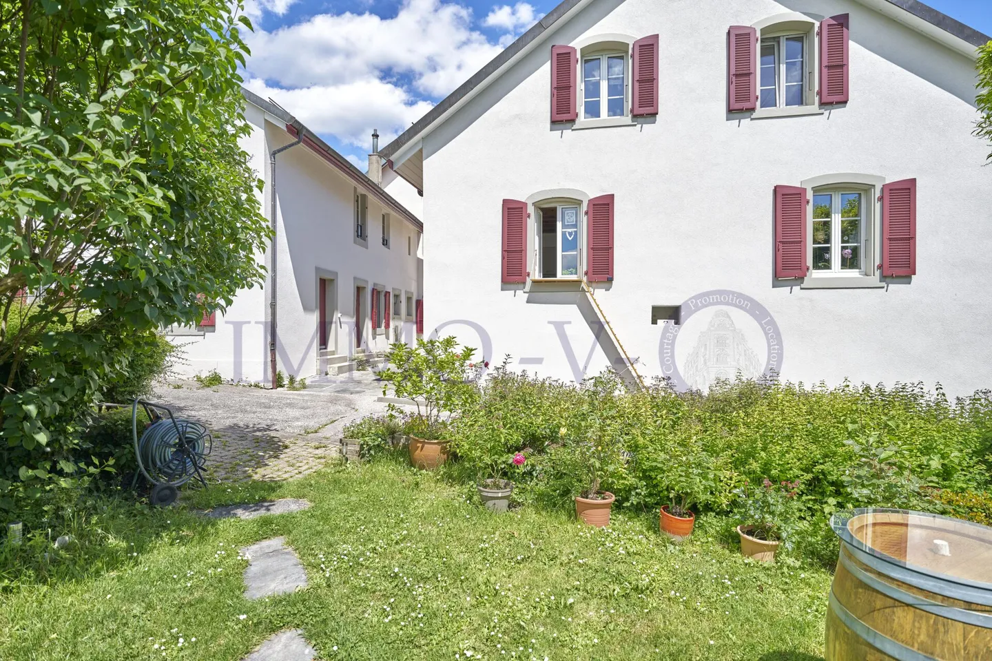 DUPLEX DE STANDING ENTIEREMENT RENOVE - Photo 2 sur 9