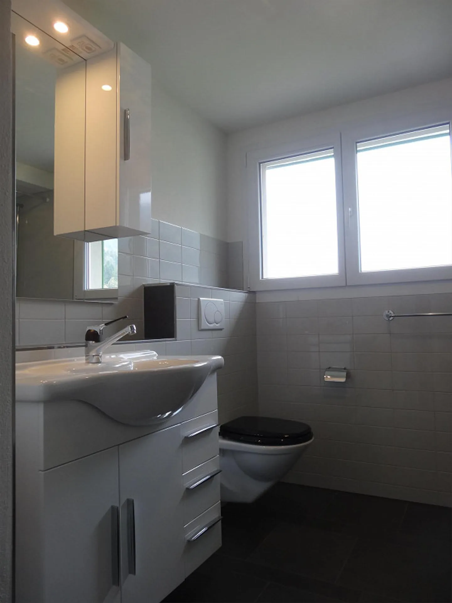 Zentrale 4-Zimmerwohnung zu vermieten - Foto 7 von 8