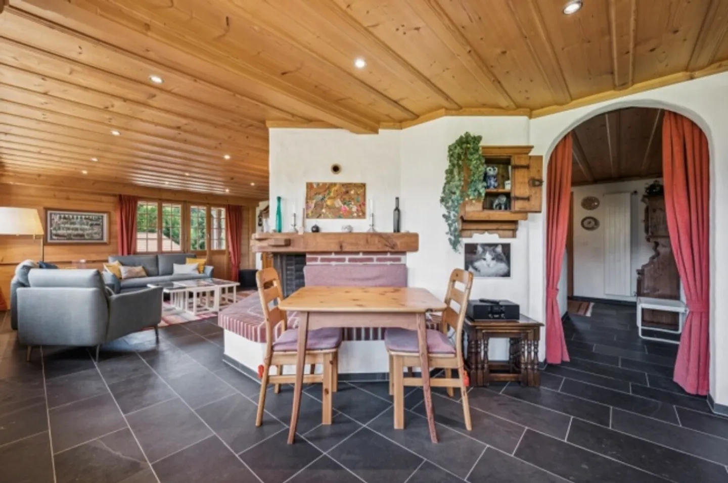 «Heimeliges Chalet mit Baulandparzelle – Ihr Rückzugsort mit Perspektive» - Foto 7 von 13