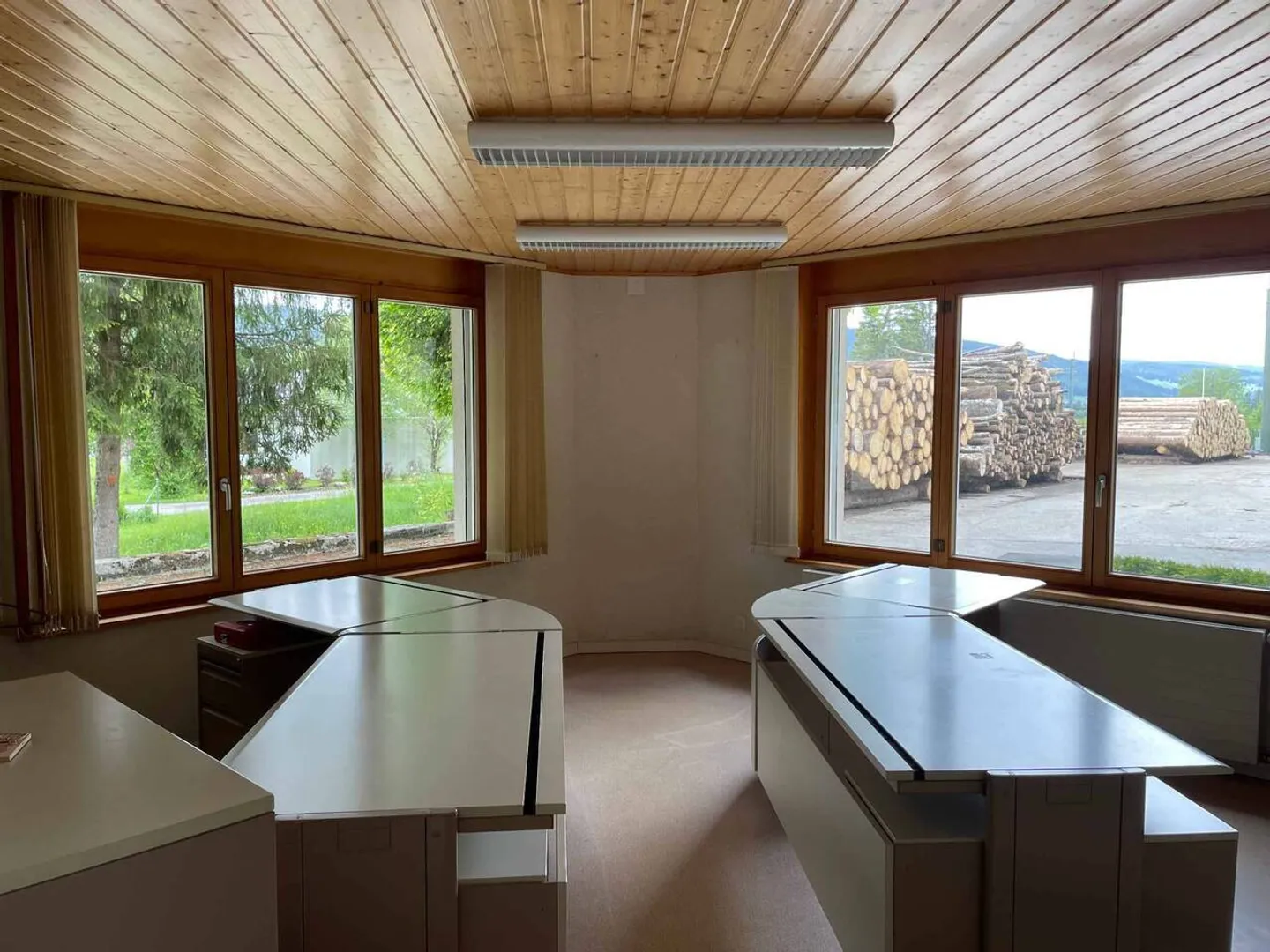 Administrative/Office 3 rooms 80 m2 in Sentier - Photo 1 of 7
