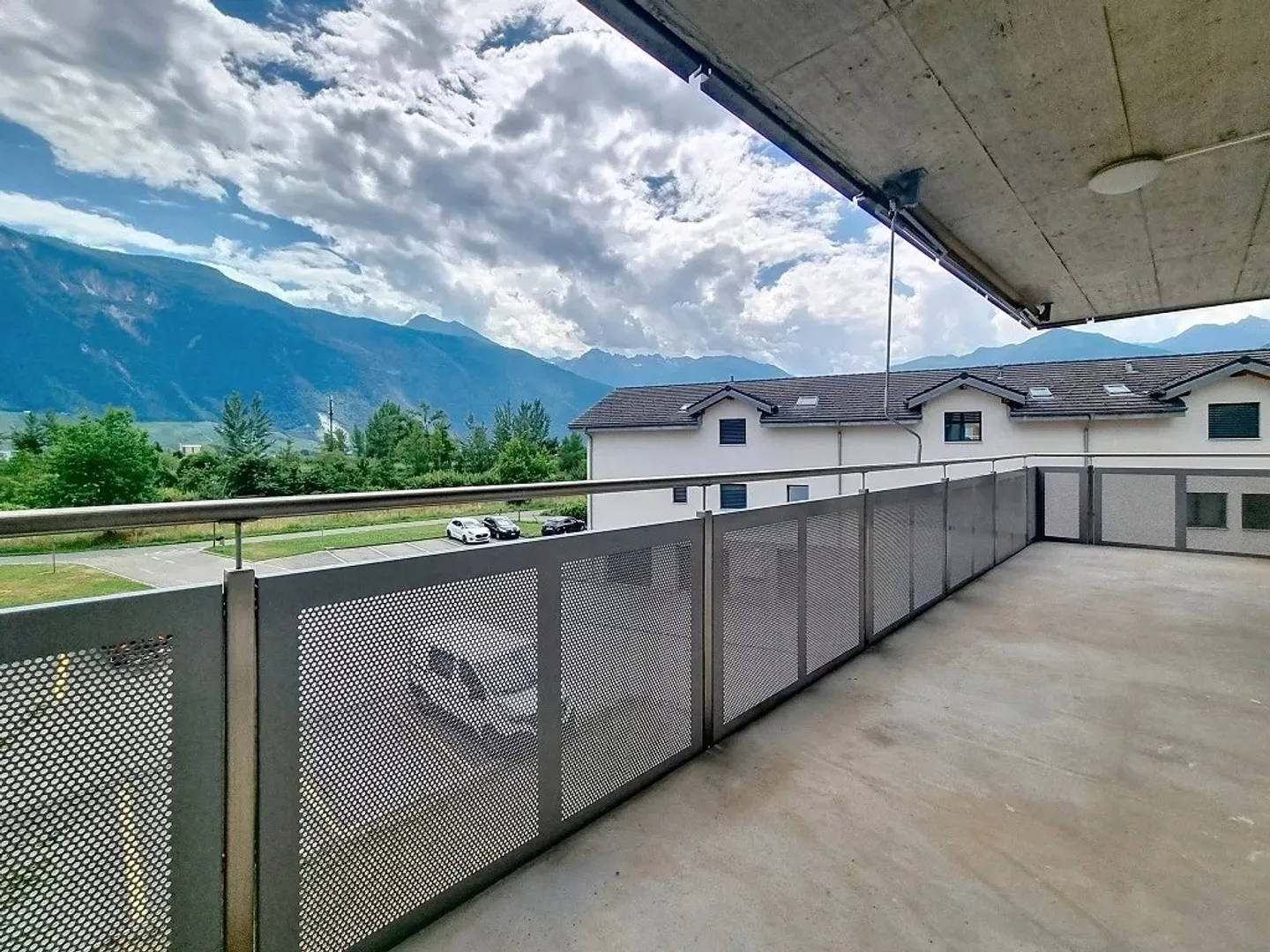 Miete eines schönen 3.5-Zimmer-Apartments in Fully - Komfort und Ruhe in einer wunderschönen Umgebung! - Foto 4 von 9