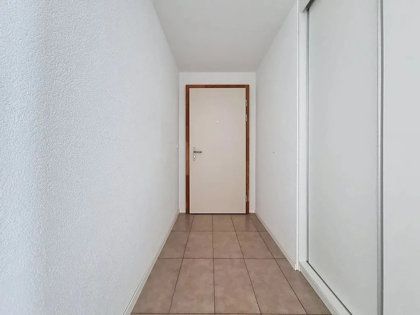 Miete eines schönen 3.5-Zimmer-Apartments in Fully - Komfort und Ruhe in einer wunderschönen Umgebung! - Foto 9 von 9