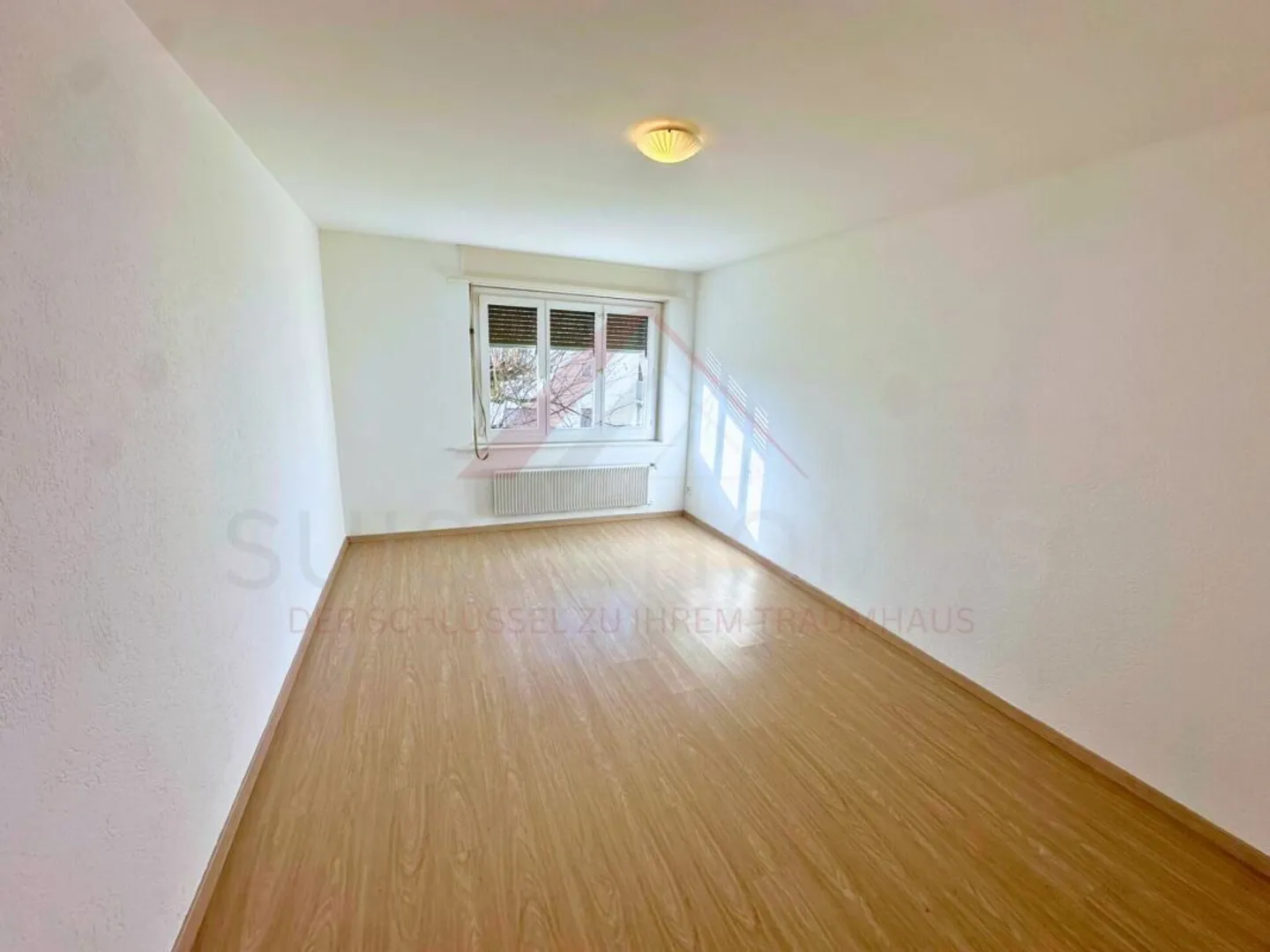 Confort de vie de 5,5 pièces près de Berne - calme, moderne et immédiatement disponible - Photo 8 sur 10