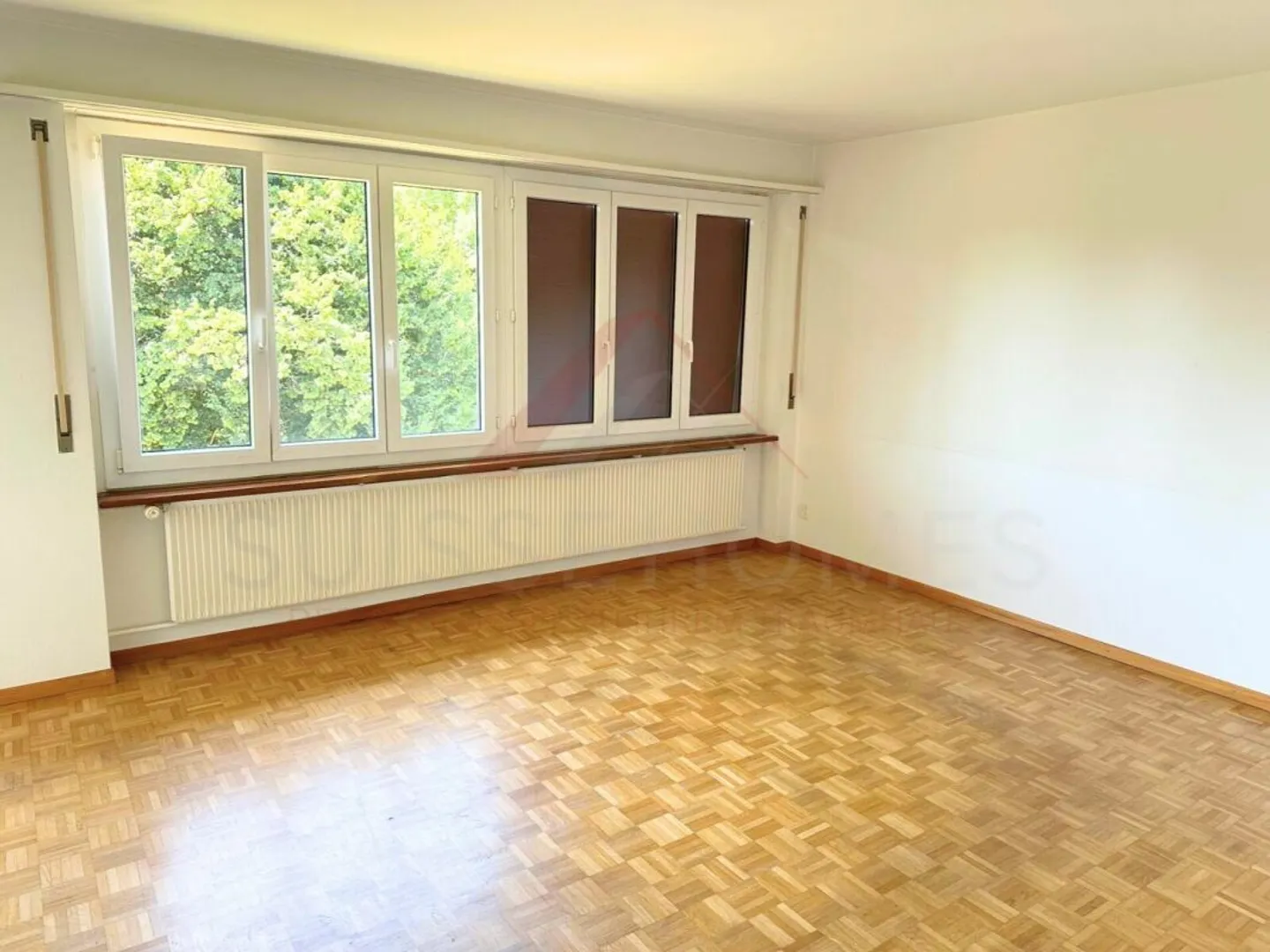 Confort de vie de 5,5 pièces près de Berne - calme, moderne et immédiatement disponible - Photo 9 sur 10