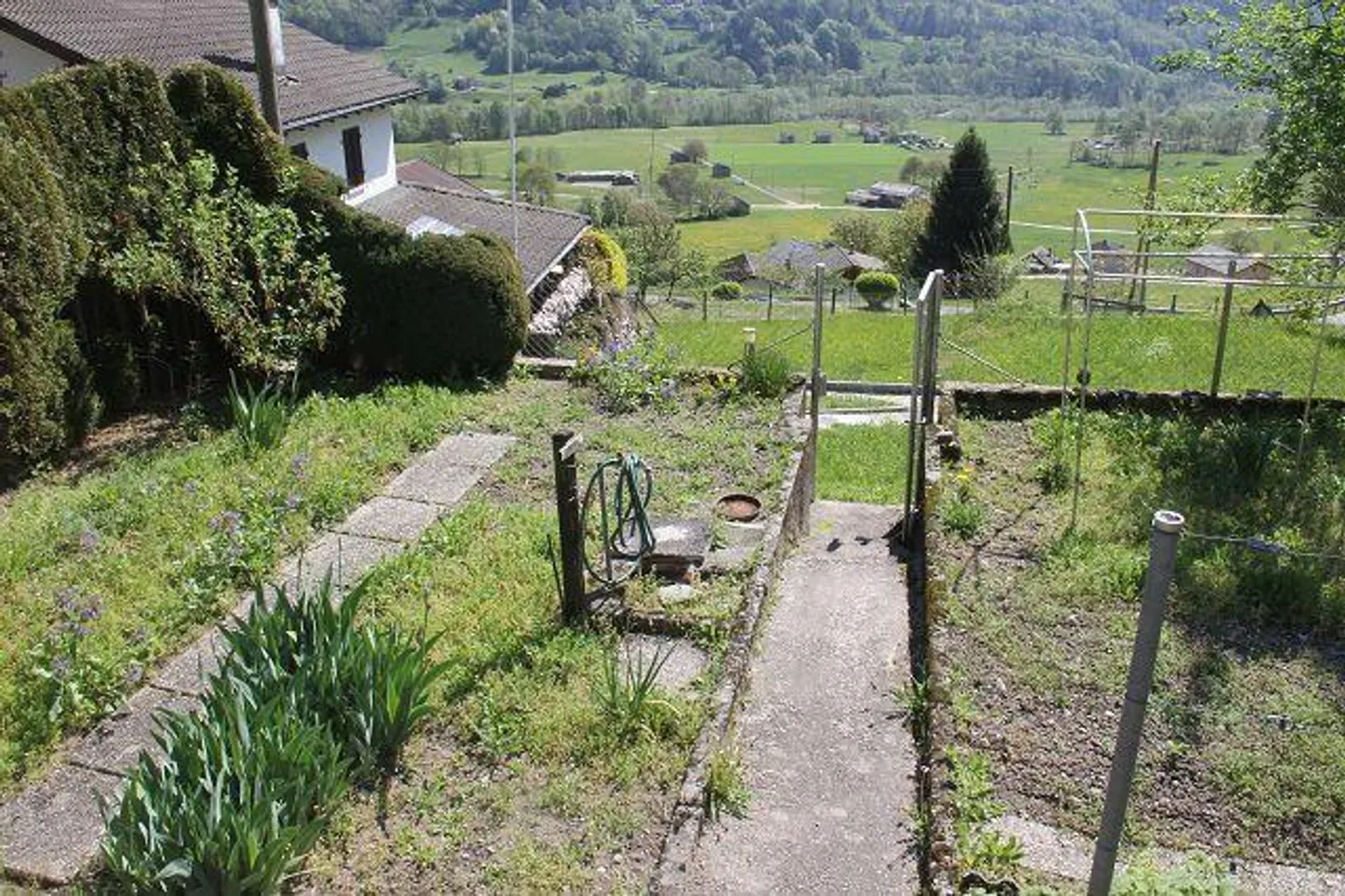 casa di 5 1/2 locali con giardino molto soleggiata con bella vista - Foto 28 di 31