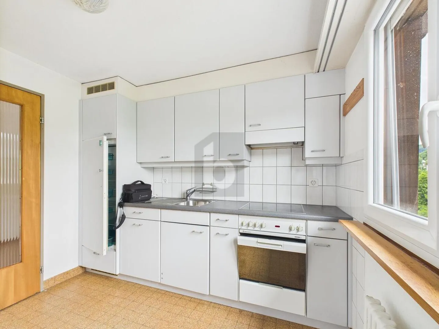 Plan d'étage pratique avec balcon - Photo 2 sur 6