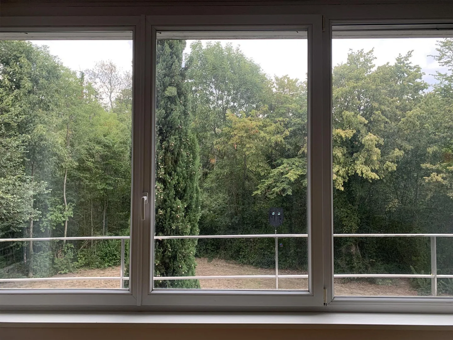 Grand appartement 4,5pcs Lumineux dans un cadre verdoyant avec balcon - Photo 11 sur 12