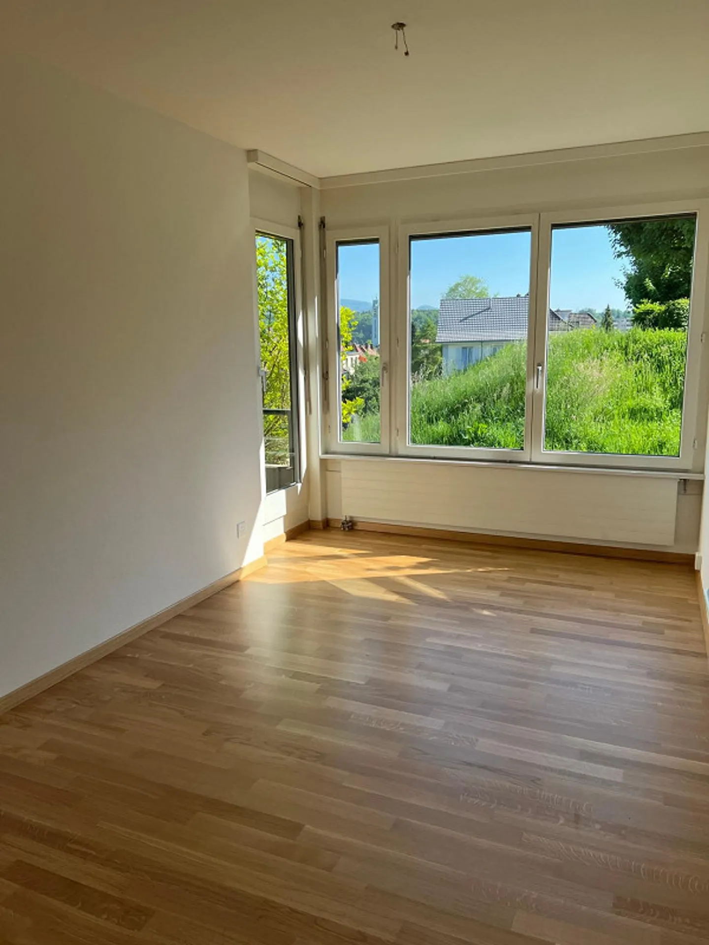 Grand appartement de terrasse 3 1/2 pièces - Photo 3 sur 7