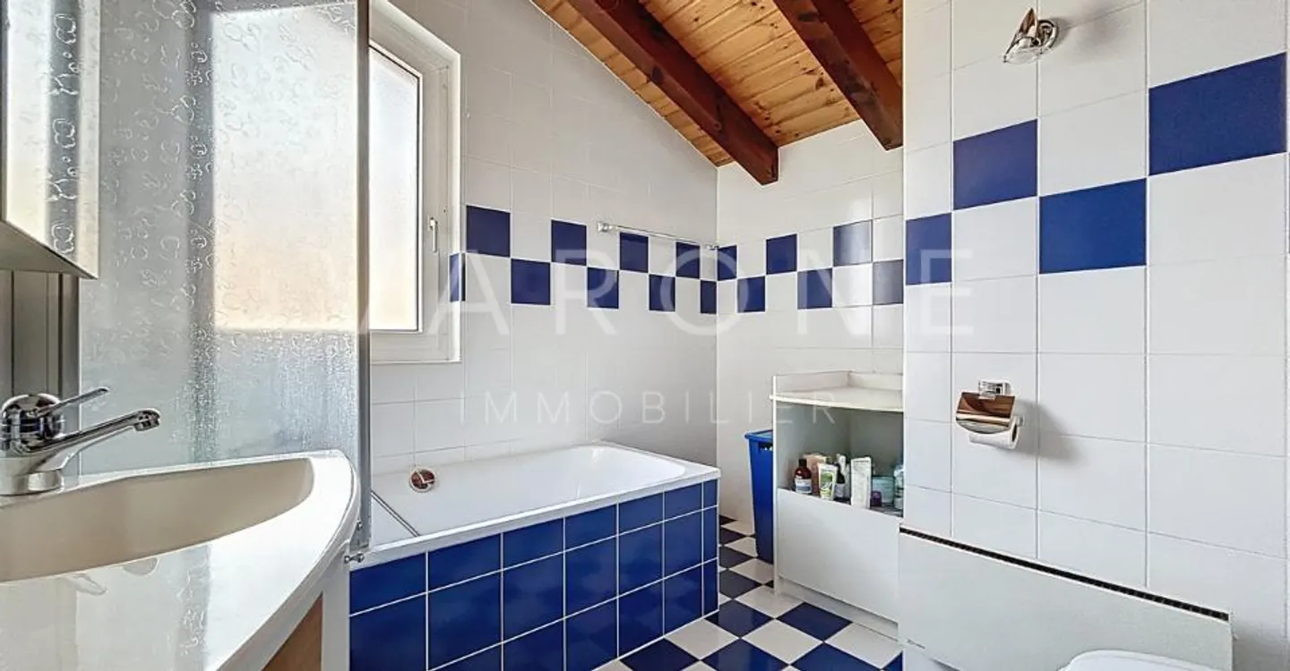 Villa Familiare con Vista Mozzafiato - Foto 11 di 12