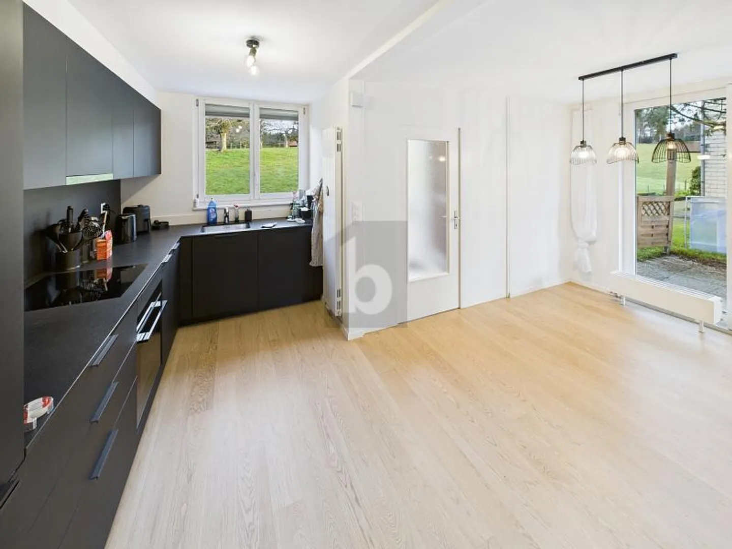 Familienfreundliches Doppelhaus - Foto 2 von 6