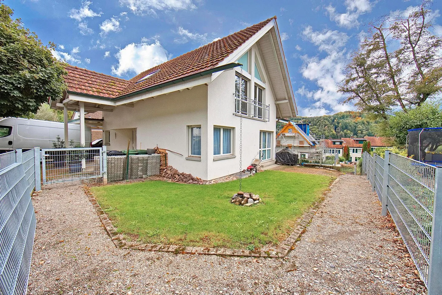 Maison individuelle moderne de 6½ pièces dans un emplacement ensoleillé avec vue dégagée ! - Photo 26 sur 29
