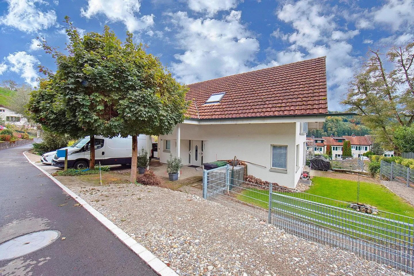 Maison individuelle moderne de 6½ pièces dans un emplacement ensoleillé avec vue dégagée ! - Photo 27 sur 29