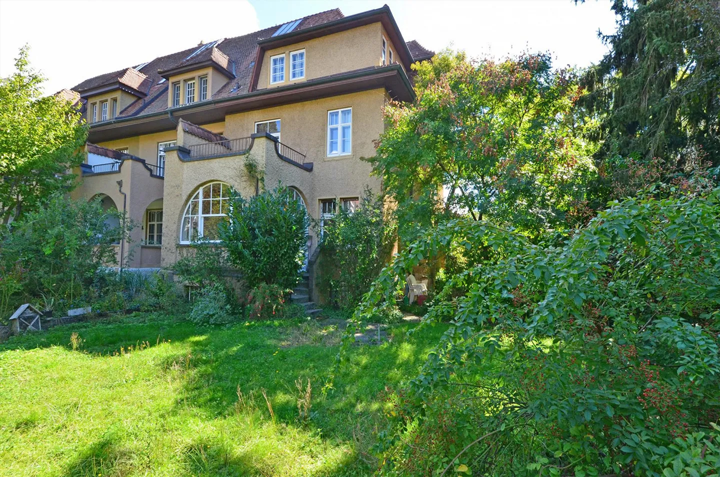 Basel Townhouse in the Desirable Neubad Quarter - Photo 5 of 9