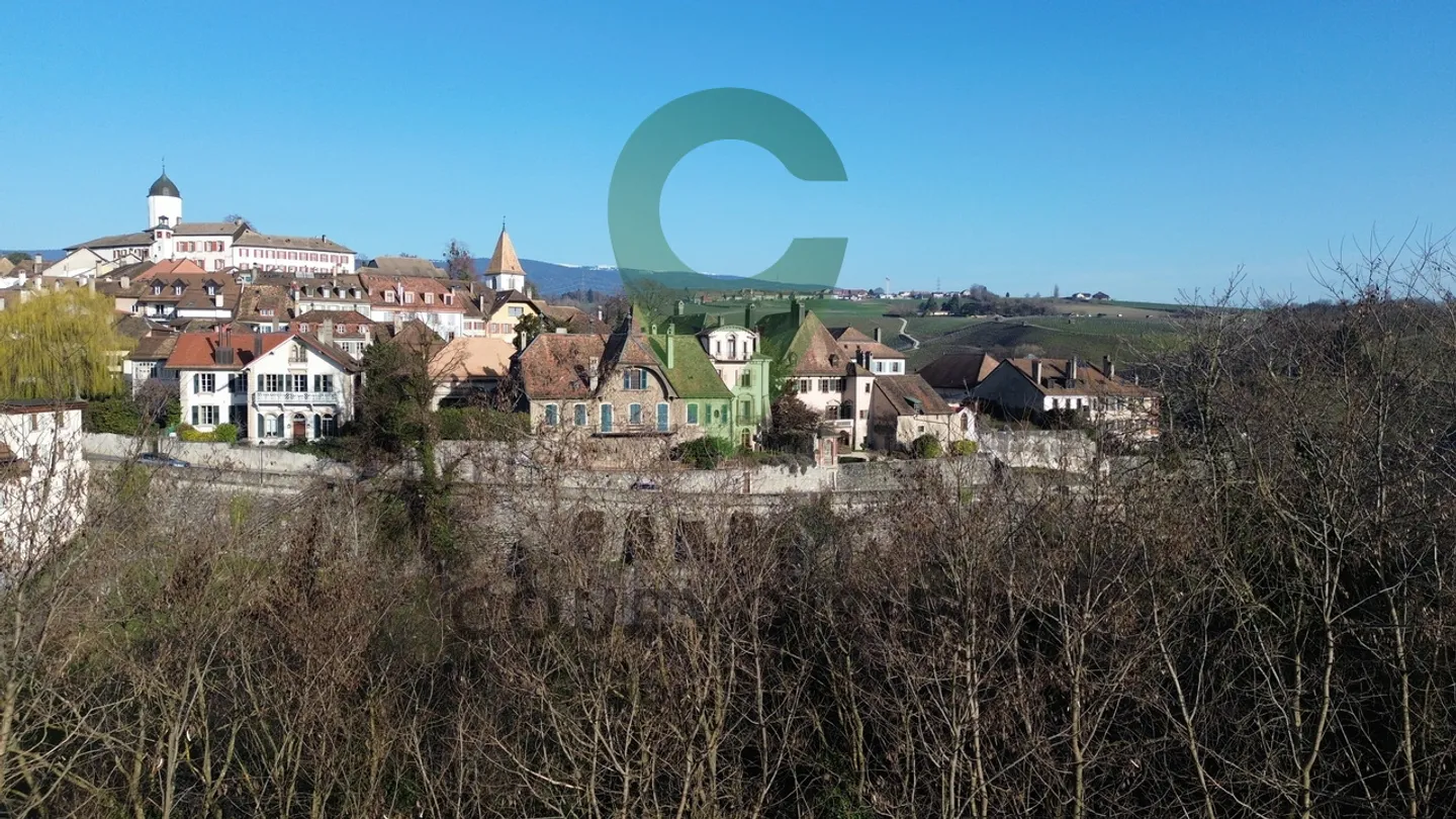 Elegante Wohnung mit Loggia - Foto 8 von 8