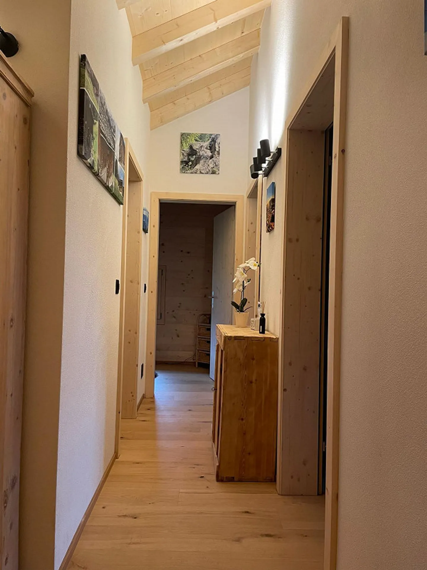 Charmante Maiensäss Hütte - Foto 9 von 21