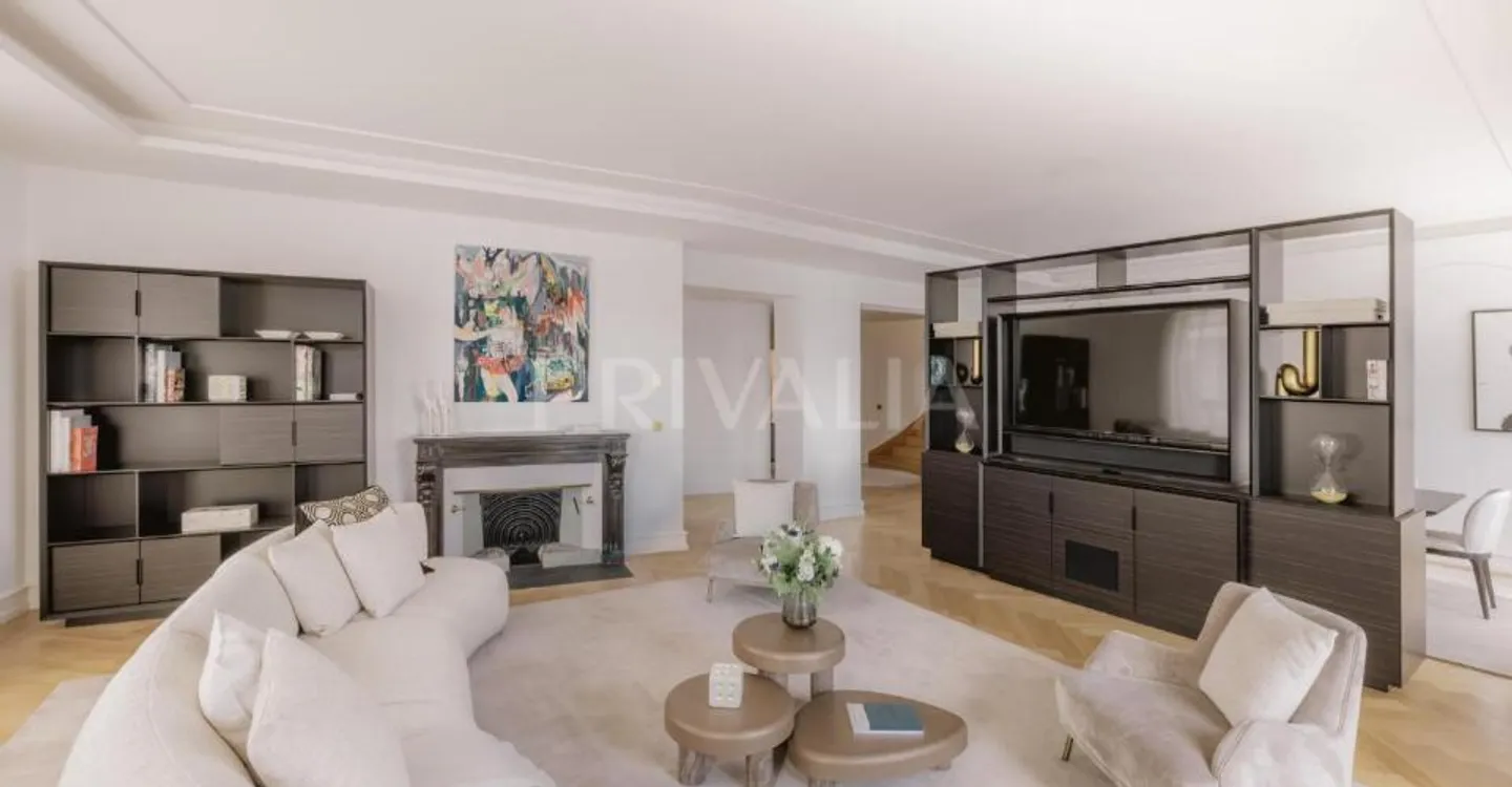 Private Sammlung außergewöhnlicher Residenzen am Ufer des Genfersees - Foto 1 von 9