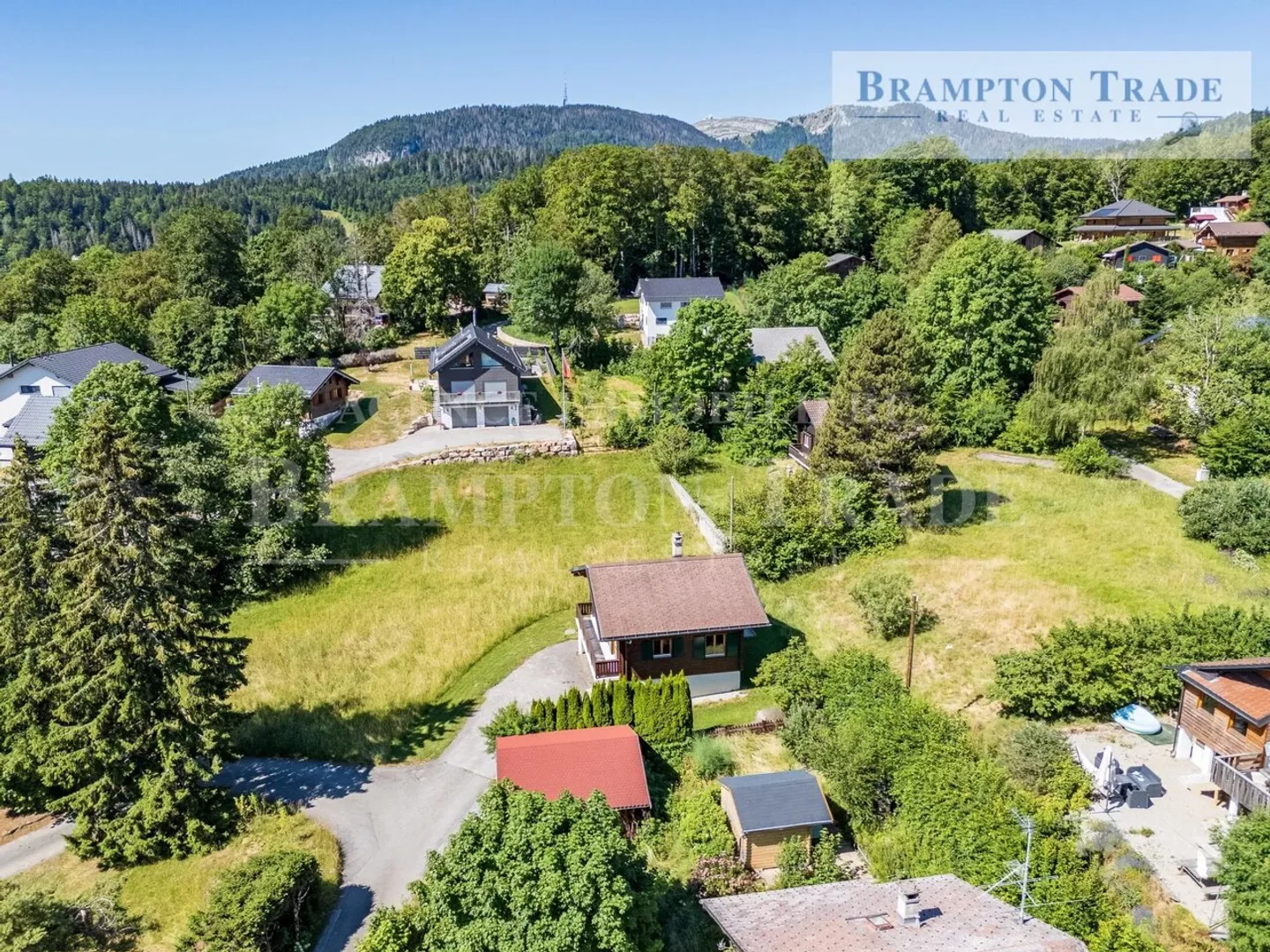 Beau chalet de 5,5 pièces, quartier résidentiel - Photo 13 sur 13