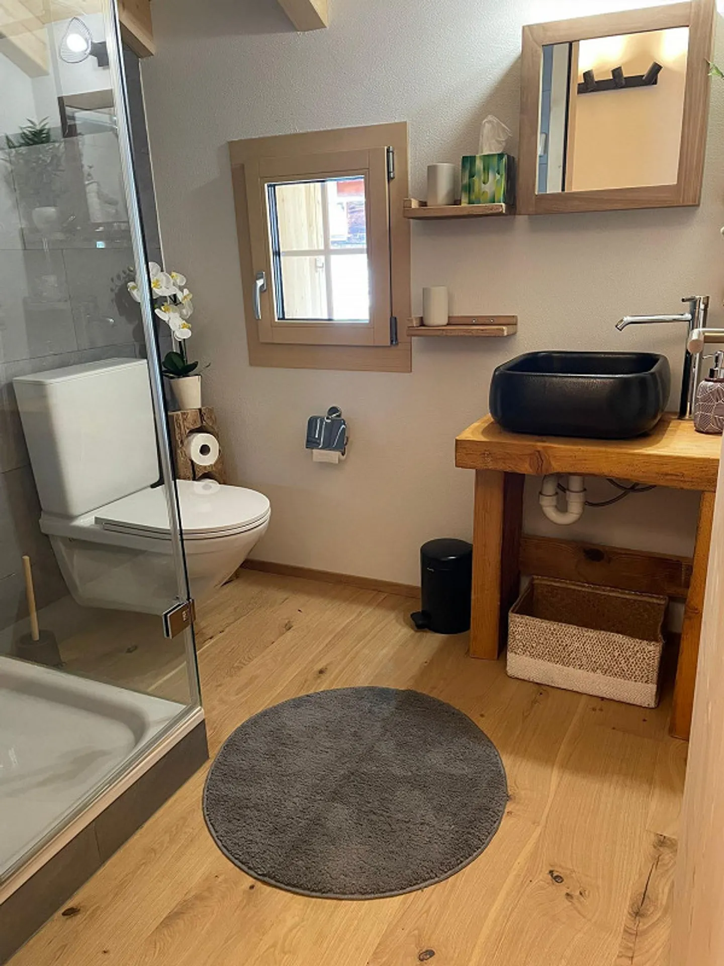 Charmante Maiensäss Hütte - Foto 14 von 21