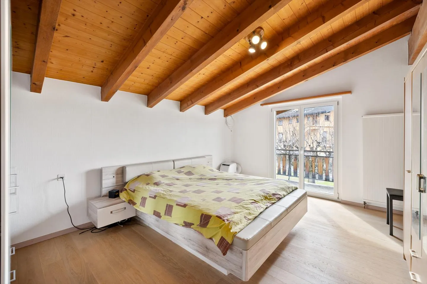 Magnifica villa su grande lotto - Foto 5 di 11