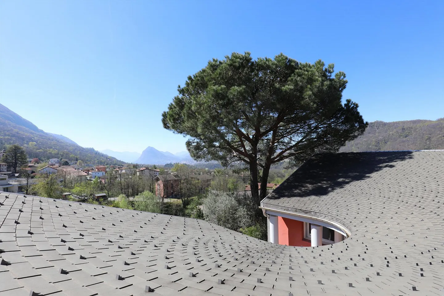 Architektonische Villa mit Panoramablick - Foto 15 von 17