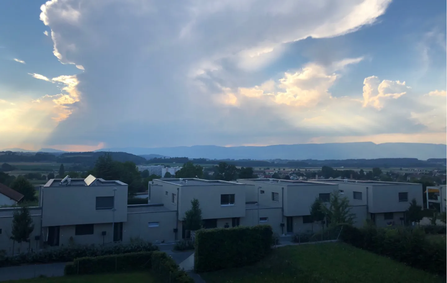 Appartement spacieux avec balcon - Photo 8 sur 10