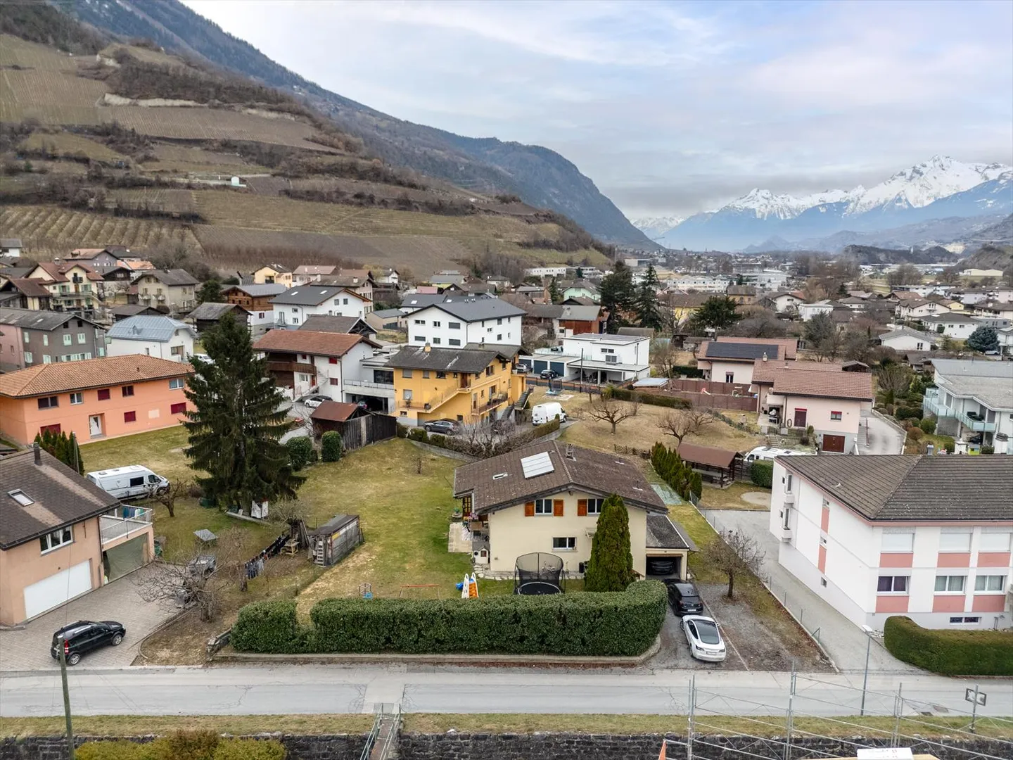 Magnifica villa su grande lotto - Foto 10 di 11