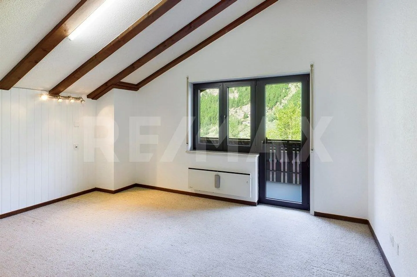 Charming Chalet with Fireplace and Wonderful Views - Photo 7 of 13