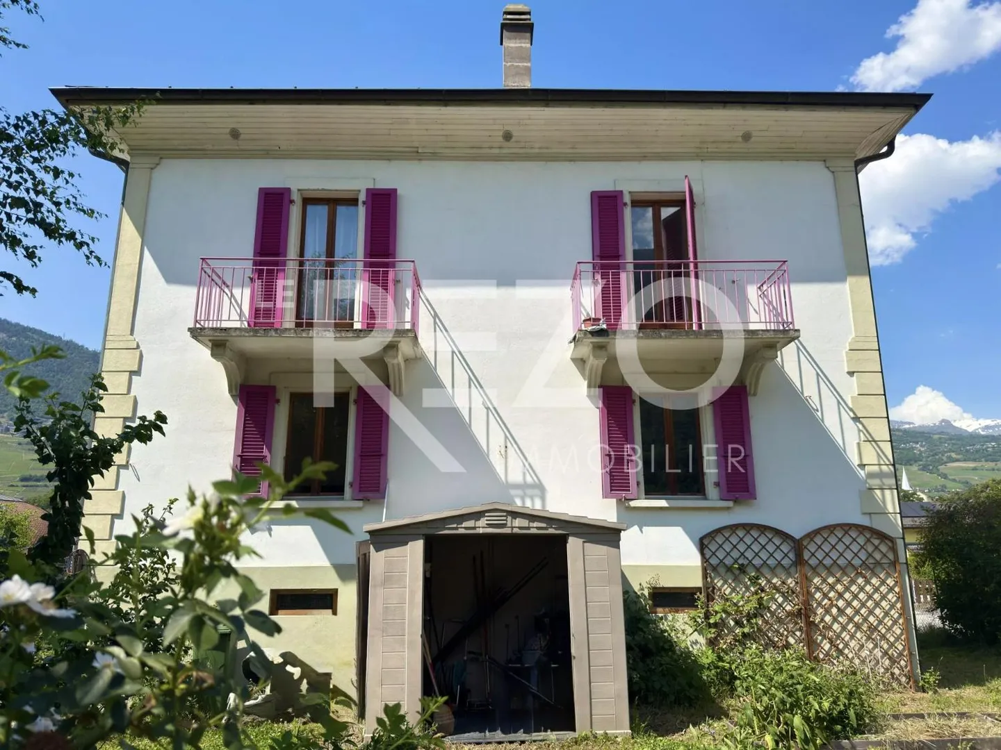 Geräumiges Einfamilienhaus - Foto 1 von 13