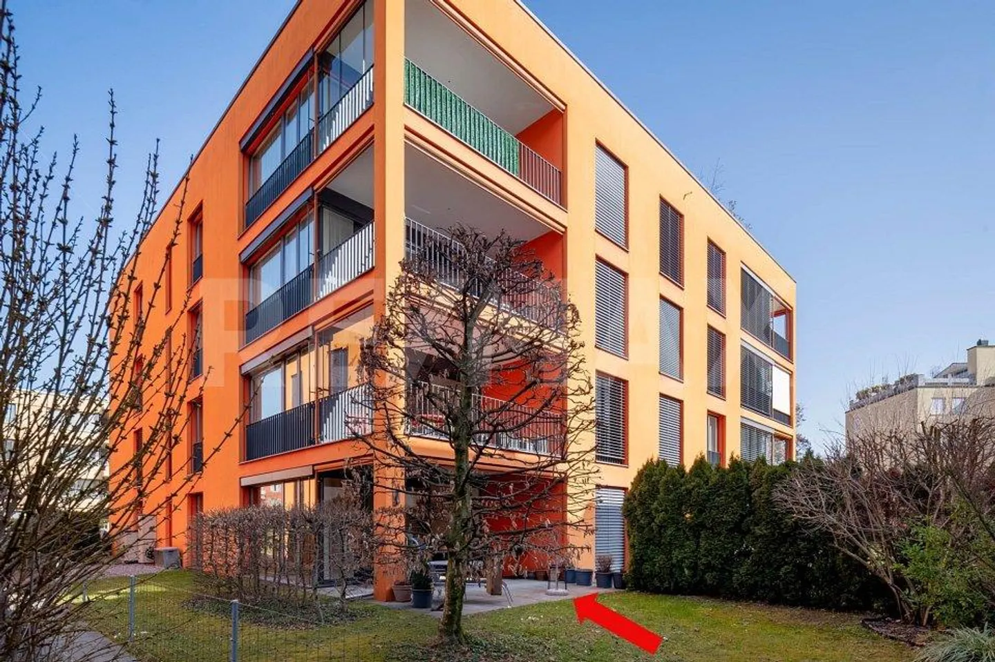 Appartement de jardin près du centre-ville - Photo 1 sur 13