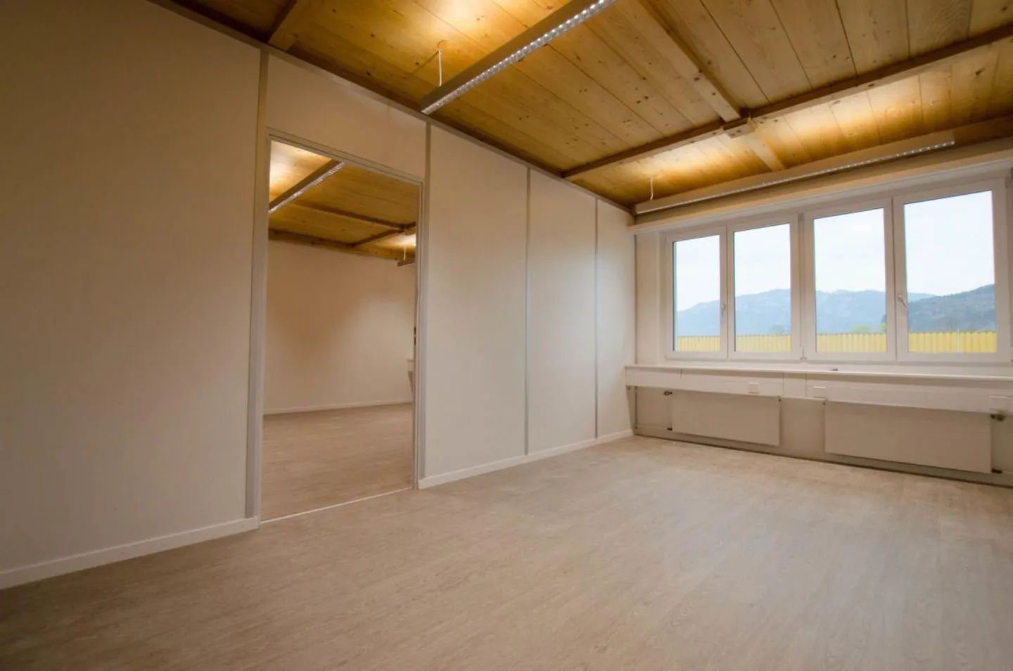 Spazi per uffici attraenti da 56m2 a 255m2 - Foto 5 di 7