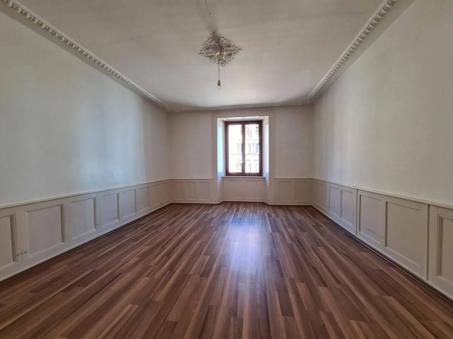 4 room apartment - Photo 6 of 9