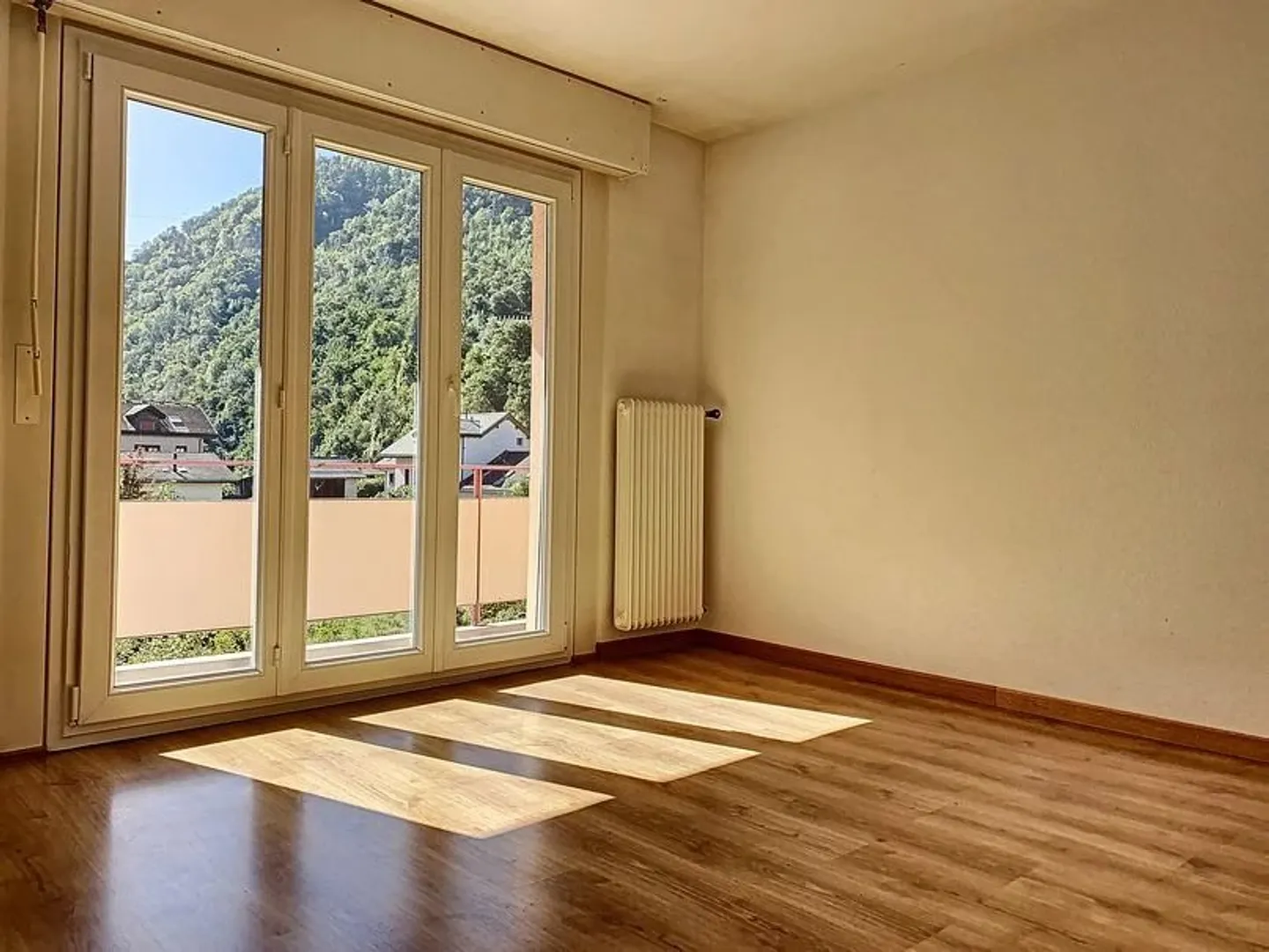 3.5 Room Apartment - Photo 7 of 10