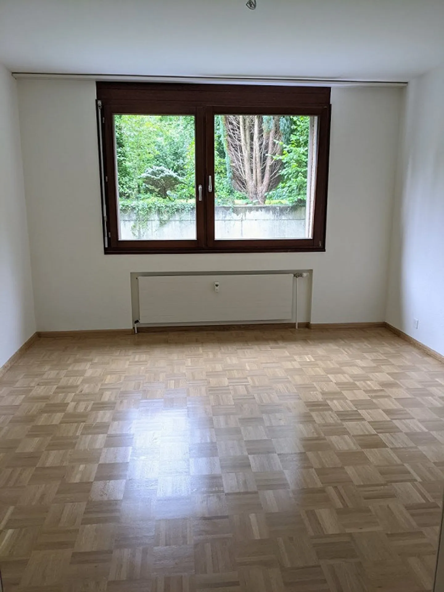 Appartement rénové 3.5 pièces avec terrasse dans le vieux village - Photo 6 sur 10
