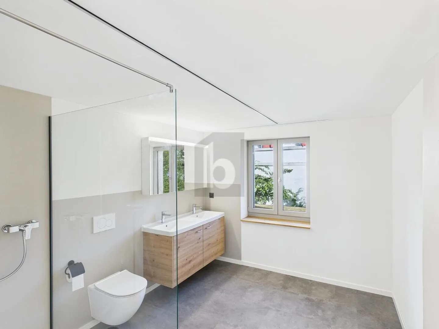 Apartment for rent - Photo 4 of 6