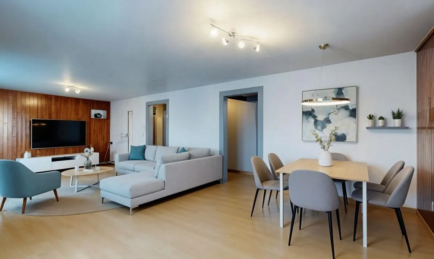 Maison charmante avec jardin à Jaun - Photo 1 sur 11