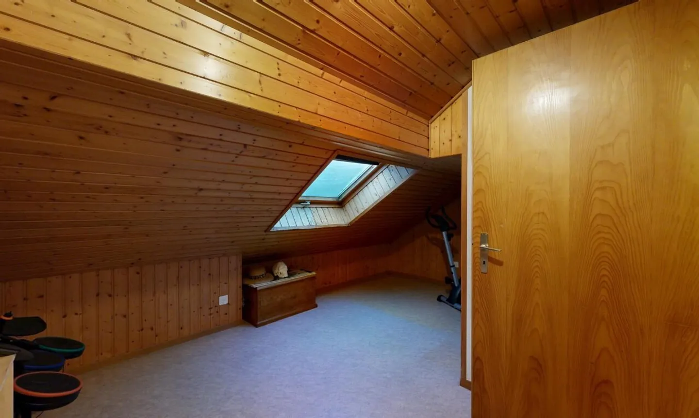 Maison charmante avec jardin à Jaun - Photo 8 sur 11