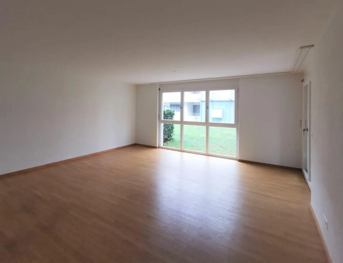 Modern 3.5 room apartment on the ground floor in Lindenpark - Photo 7 of 7