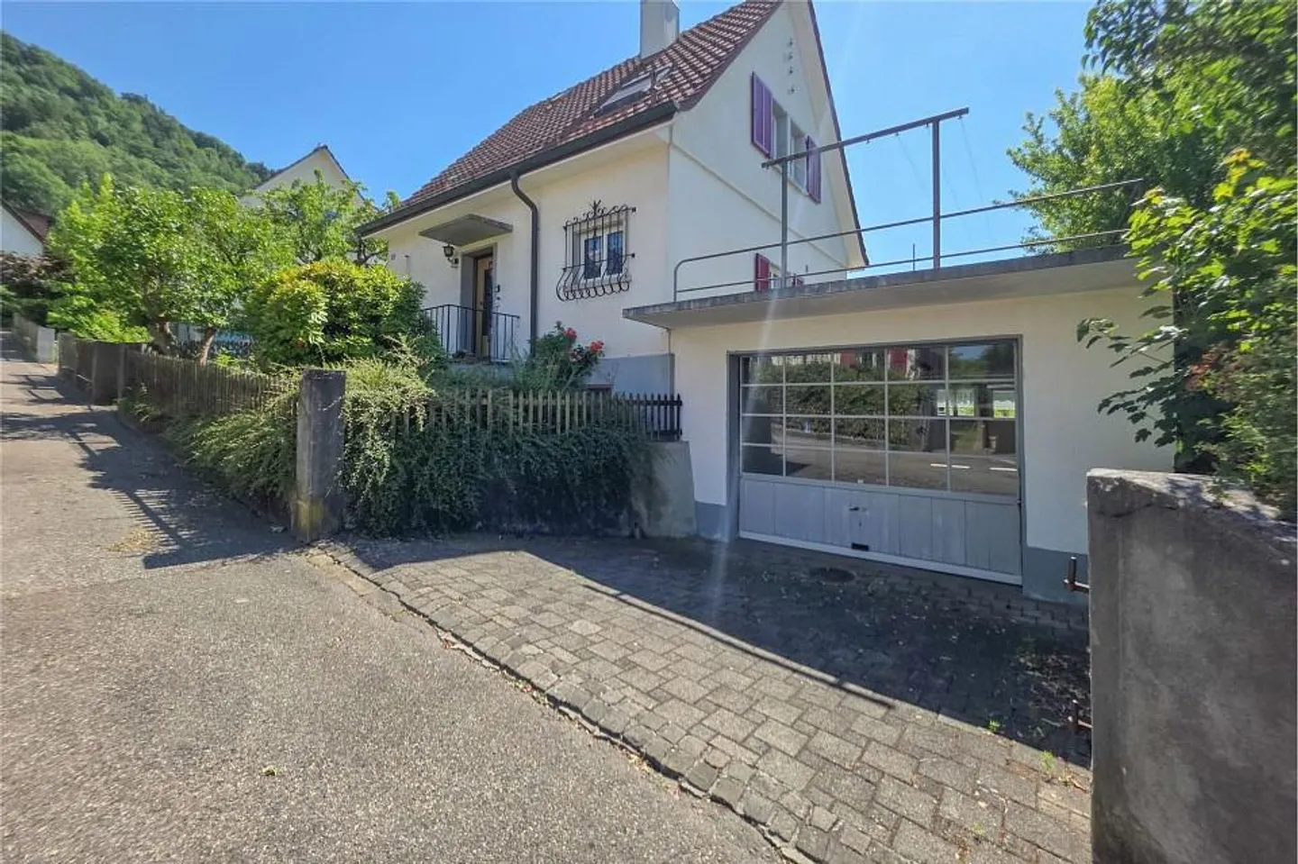 Maison individuelle indépendante dans un quartier résidentiel prisé à Spiegel près de ... - Photo 3 sur 13
