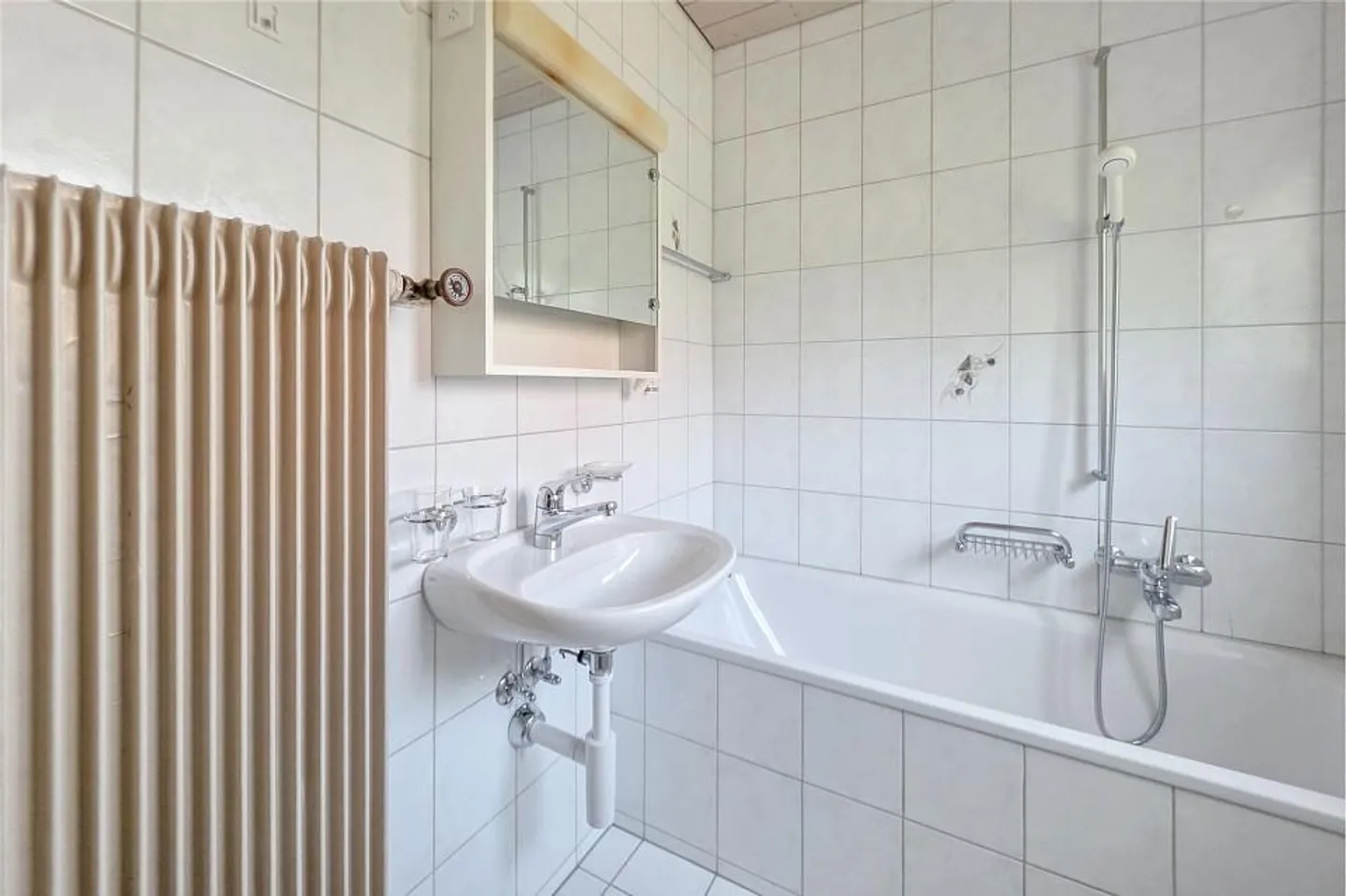 Maison individuelle indépendante dans un quartier résidentiel prisé à Spiegel près de ... - Photo 12 sur 13