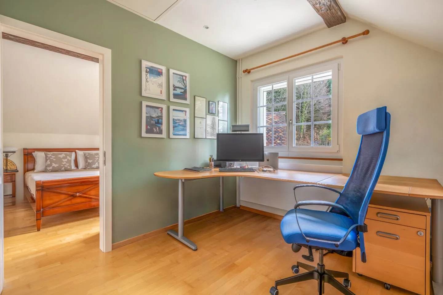 Exceptional Property in Absolute Calm - Photo 3 of 13