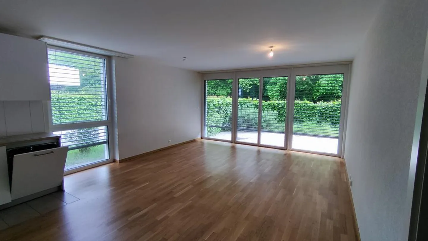 Charmante 4-Zimmer-Wohnung im Erdgeschoss in einem Viertel von 2018 - Foto 2 von 10