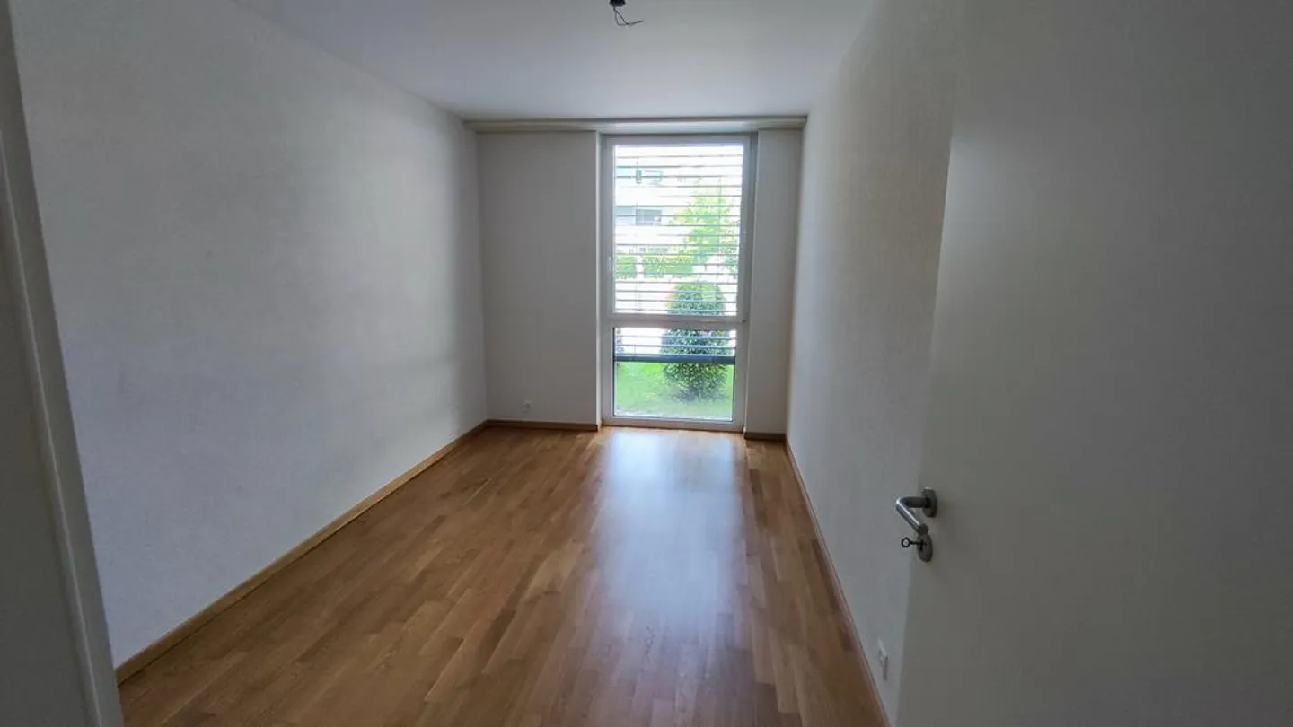 Charmante 4-Zimmer-Wohnung im Erdgeschoss in einem Viertel von 2018 - Foto 6 von 10