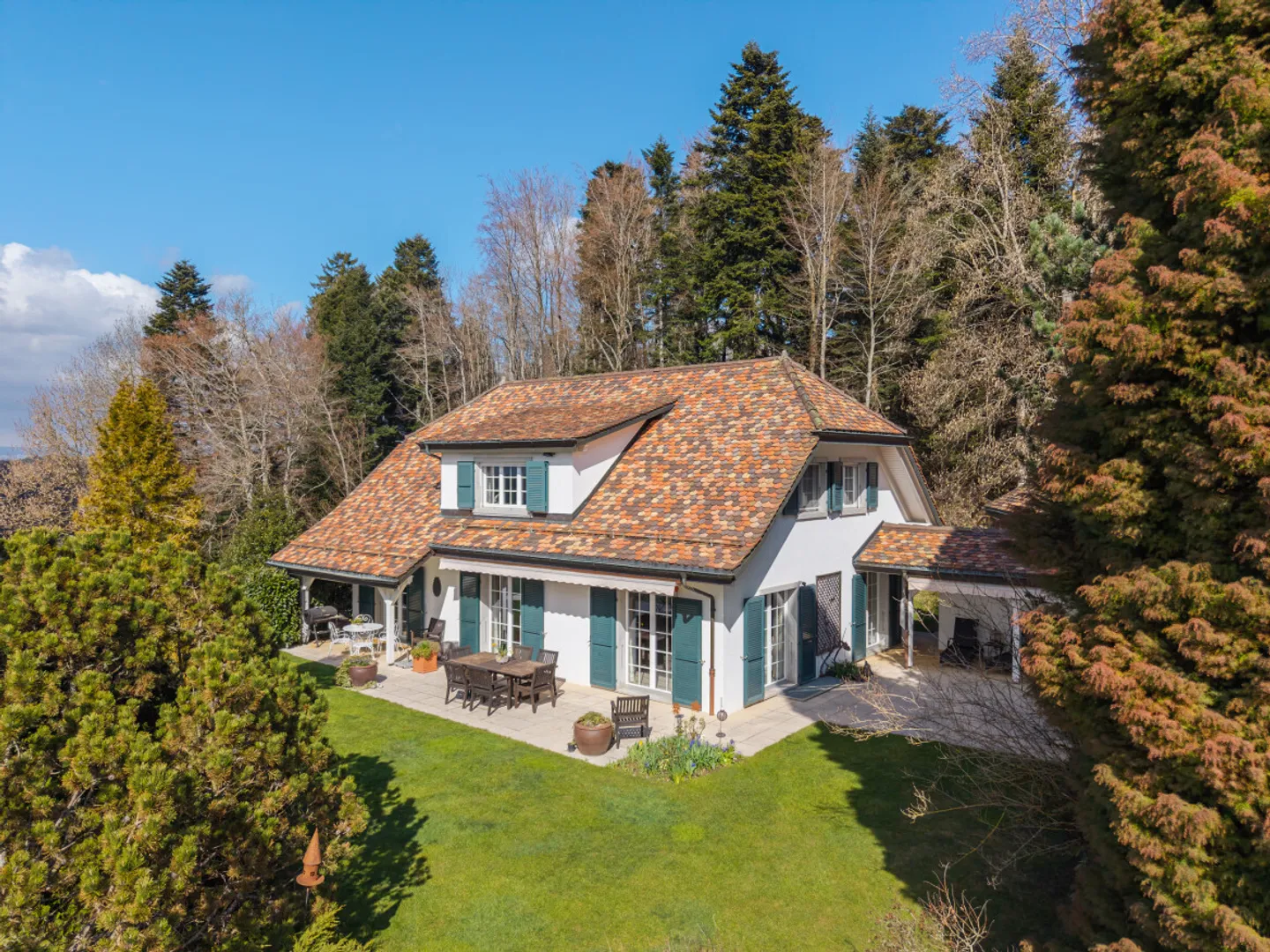 Exceptional Property in Absolute Calm - Photo 11 of 13