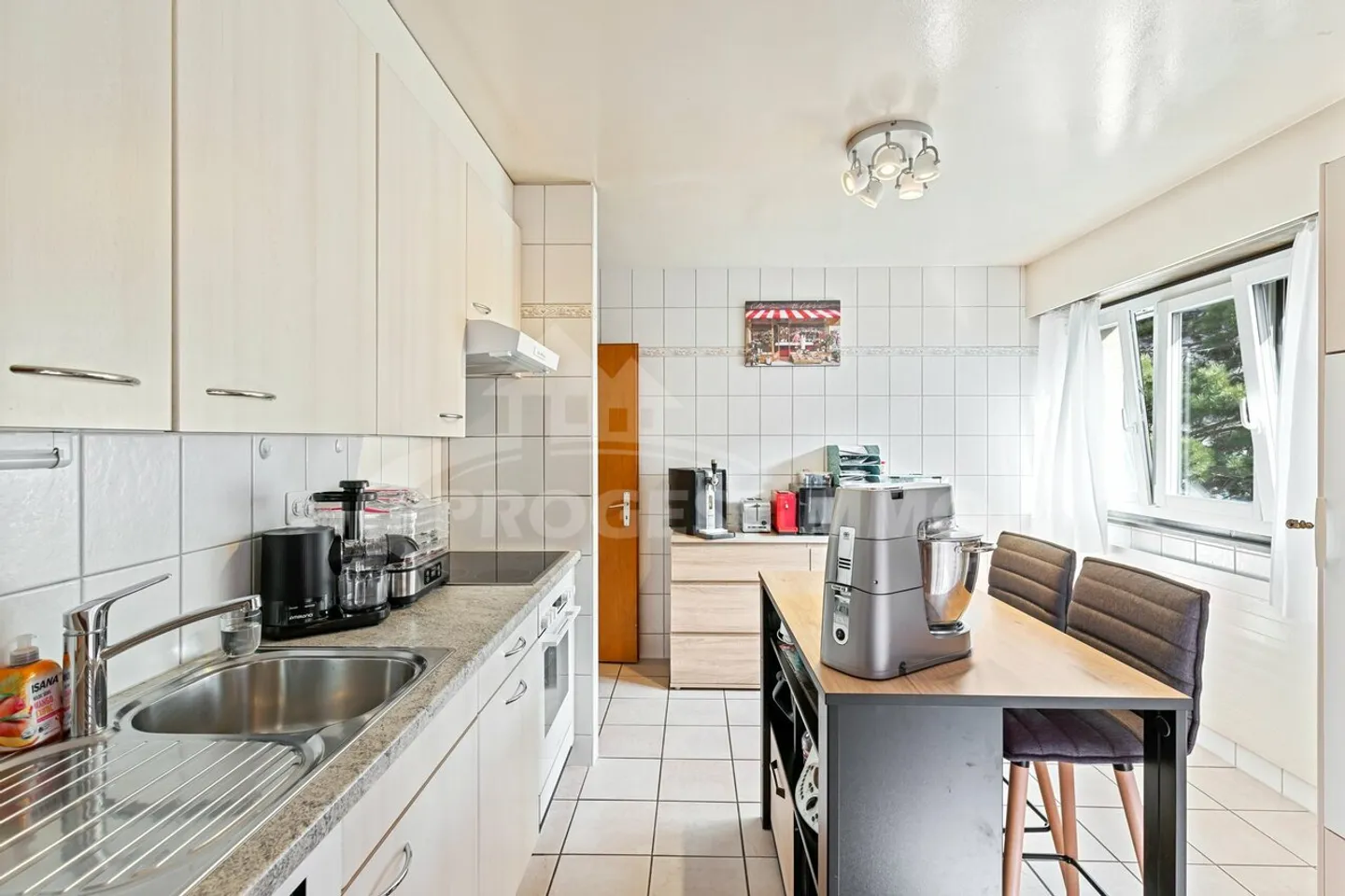 IDEALMENTE SITUATO VICINO ALL'OSPEDALE - Foto 5 di 10