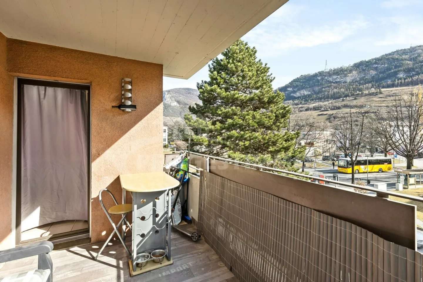 IDEALMENTE SITUATO VICINO ALL'OSPEDALE - Foto 7 di 10