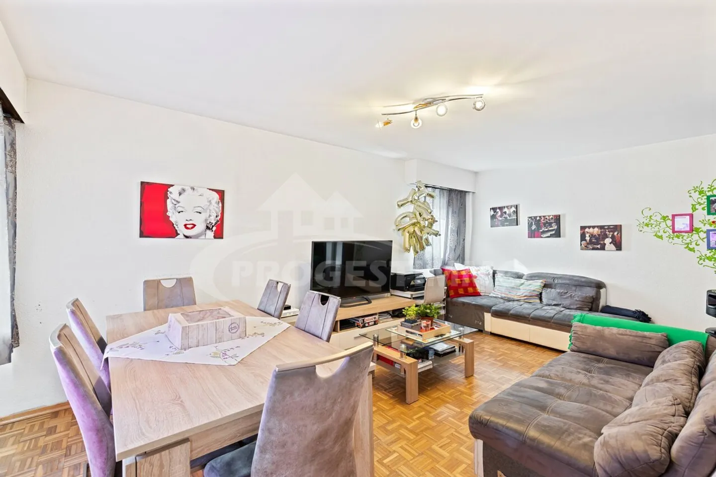 IDEALMENTE SITUATO VICINO ALL'OSPEDALE - Foto 1 di 10