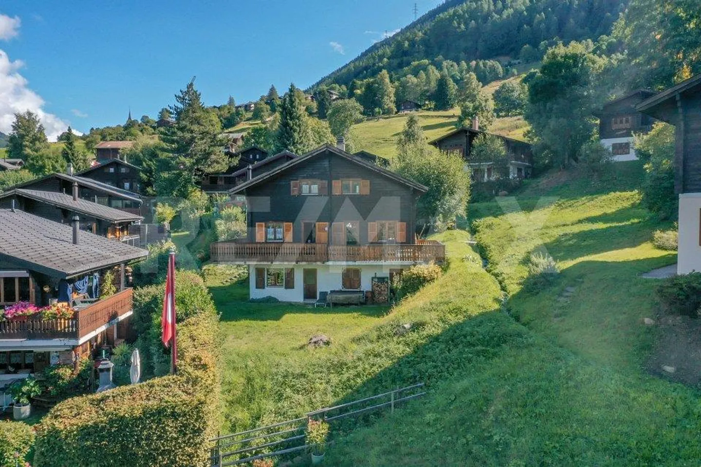 Charmantes Duplex in Ernen - Foto 1 von 8