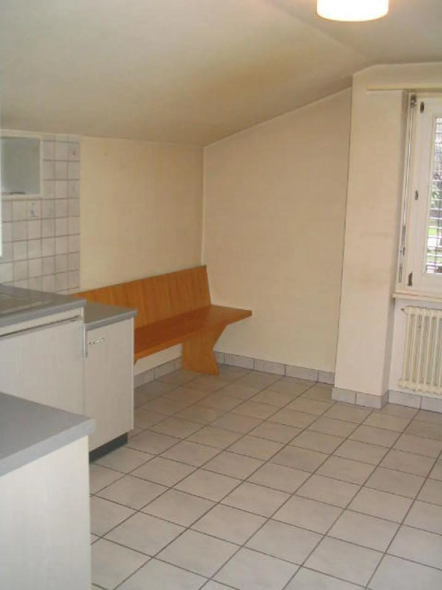 Charming apartment with excellent transport connections - Photo 3 of 8
