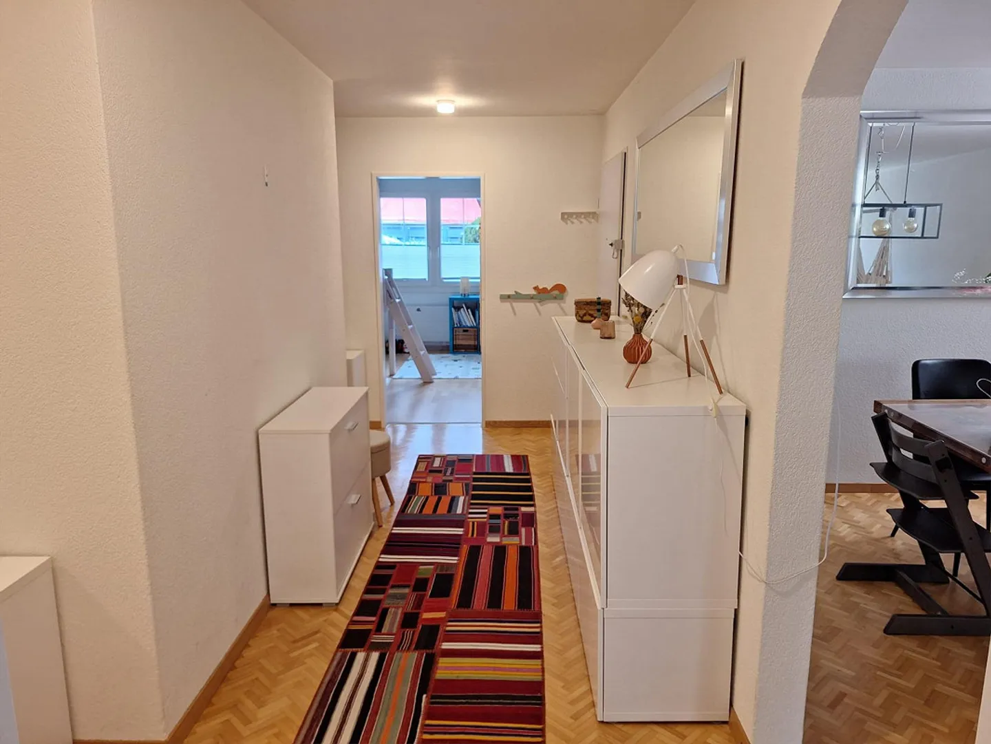 Belle appartement de jardin en périphérie de Zurich - Photo 7 sur 11