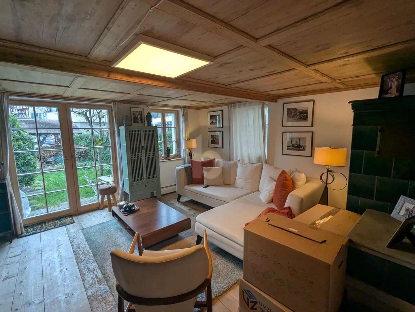 Exclusive Gem with Quiet Garden - Photo 2 of 6